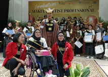 Perempuan Tangguh Indonesia...