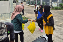 Warga Permata Green...