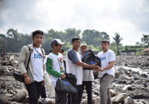 BTN Salurkan Bantuan...