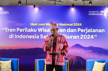 Tren Perilaku Wisatawan...