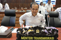 Raker Komisi V DPR dengan...