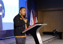 Rayakan HUT Pertama,...