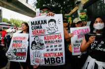Aksi Usut Tuntas Korupsi...