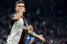 Juventus Bakal Kontrak...