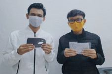 Galang Donasi Buat Masker,...