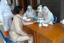 Rapid Test Dibiayai...