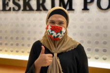 Nina Agustina Minta...