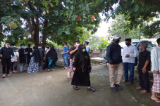 Ibunda Meninggal Dunia,...