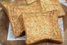 Renyah dan Gurih Roti...
