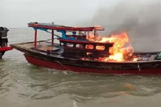 Nelayan Riau Tangkap...