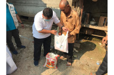 PLN UP3 Cikarang Salurkan...