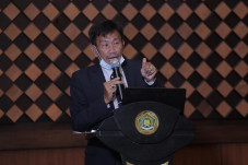 Kemenag: Referensi Hilal...