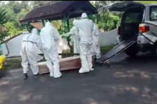 Tragis, Warga Blitar...