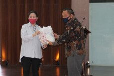 Bank Bukopin Serahkan...