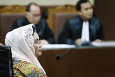 Dari Penjara, Siti Fadilah...