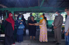 Wali Kota Firdaus Dampingi...