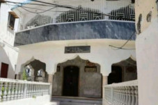 Kumpul di Masjid saat...