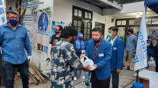 Peradi Buka Konsultasi...