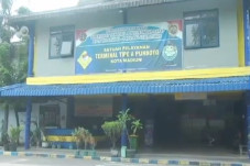 Terdampak PSBB di Surabaya...