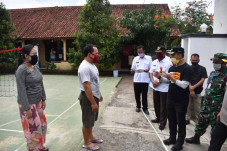 Dua Balita, Ibu Hamil...