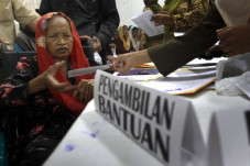 Pemerintah Pakai Data...