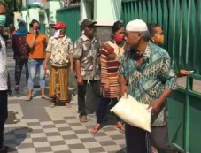 Pembagian Sembako di...