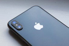 Pengguna iPhone Bisa...