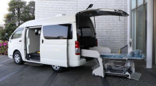 Toyota Ubah HiAce Menjadi...