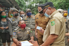 Tak Pakai Masker, Plt...