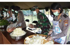 Dapur Umum Kodim 0732...