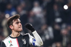 Juventus Benarkan Dybala...
