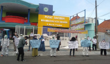 MCCC Minta DPRD Surabaya...