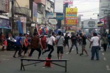 Sepi lantaran PSBB,...