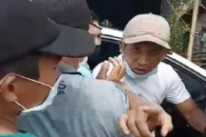 Tak Mau Dicek Suhu Tubuh,...