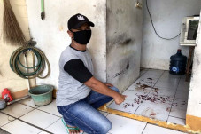 Kawanan Garong Satroni...