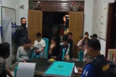 Diduga Kumpul Kebo di...