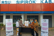 Polres Tapsel Bantu...