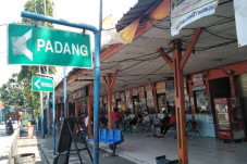 Tak Ada Bus AKAP dan...