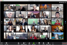Bingung Pilih Zoom,...