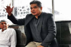 Caplok Wewenang Pemda,...