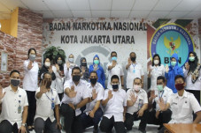 29 Petugas dan Binaan...