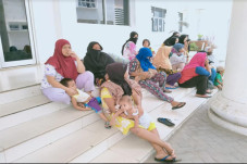Bupati Labuhanbatu Enggan...