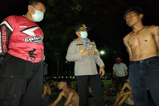 Mokong Saat PSBB di...