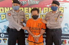 Berawal dari Curhat,...