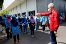 Begini Cara Ribuan Karyawan...