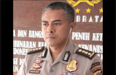 Oknum Polisi Tembak...