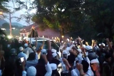Dijemput Keluarga dan...