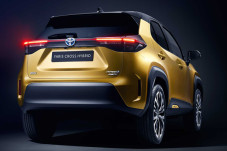 Toyota Yaris Cross Dikabarkan...