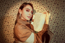 Fendi Dapuk Iris Law...