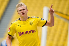 Selebrasi Unik Erling...